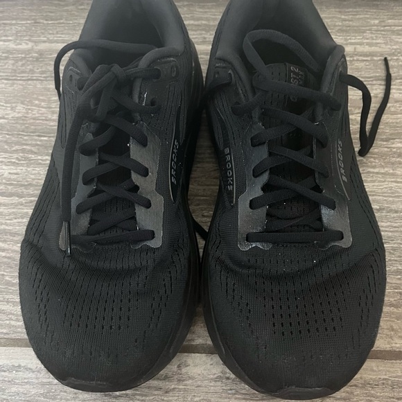 Brooks Max 2 Size 8 Extra Wide - Picture 8 of 8